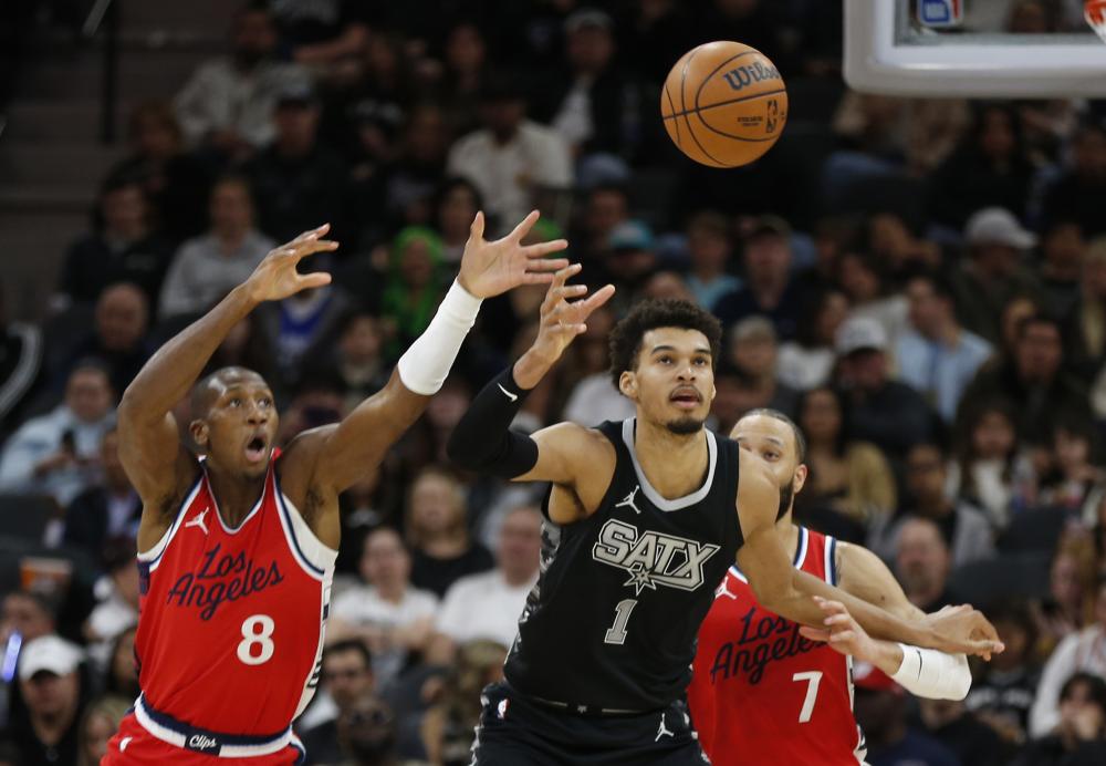 居队内前列 居队内前列