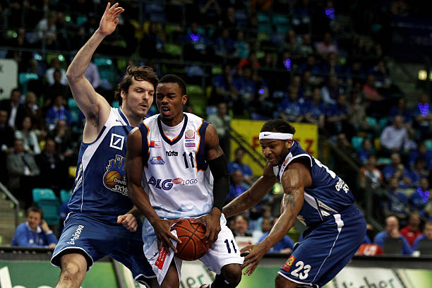 错失绝佳进 错失绝佳进